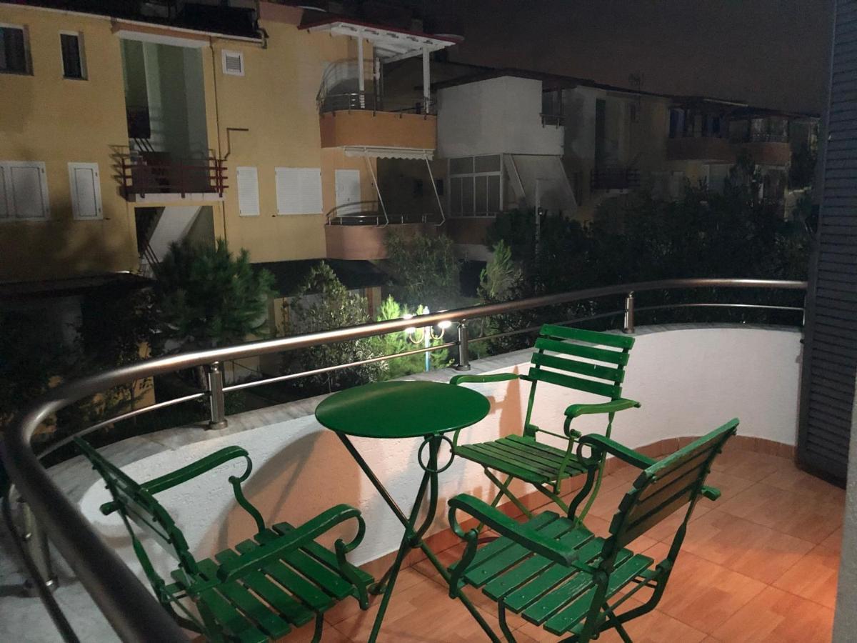 גולם Gazi'S Apartament For Rent מראה חיצוני תמונה
