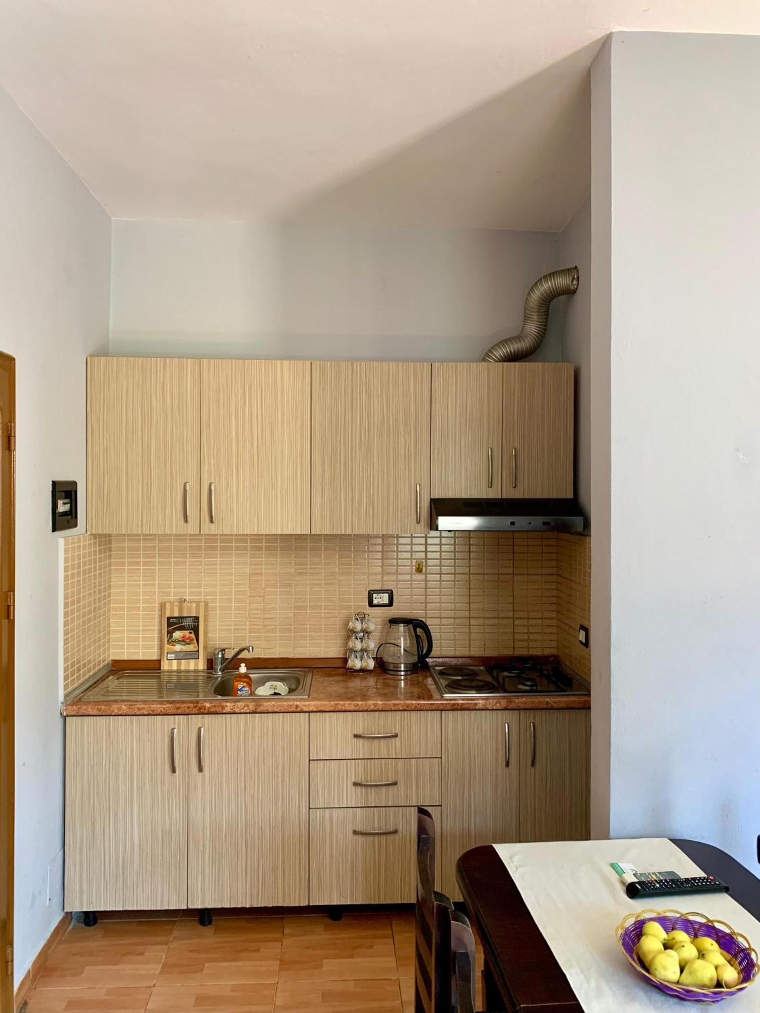 גולם Gazi'S Apartament For Rent מראה חיצוני תמונה